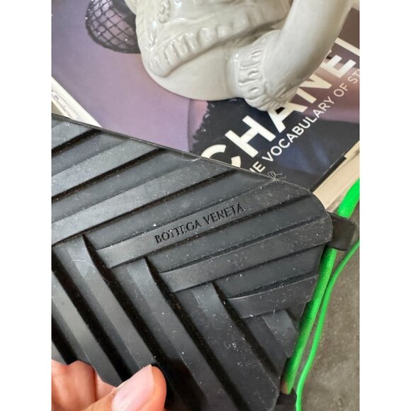 Bottega Veneta iPhone 15 Pro Max Case With Strap - Picture 4 of 5